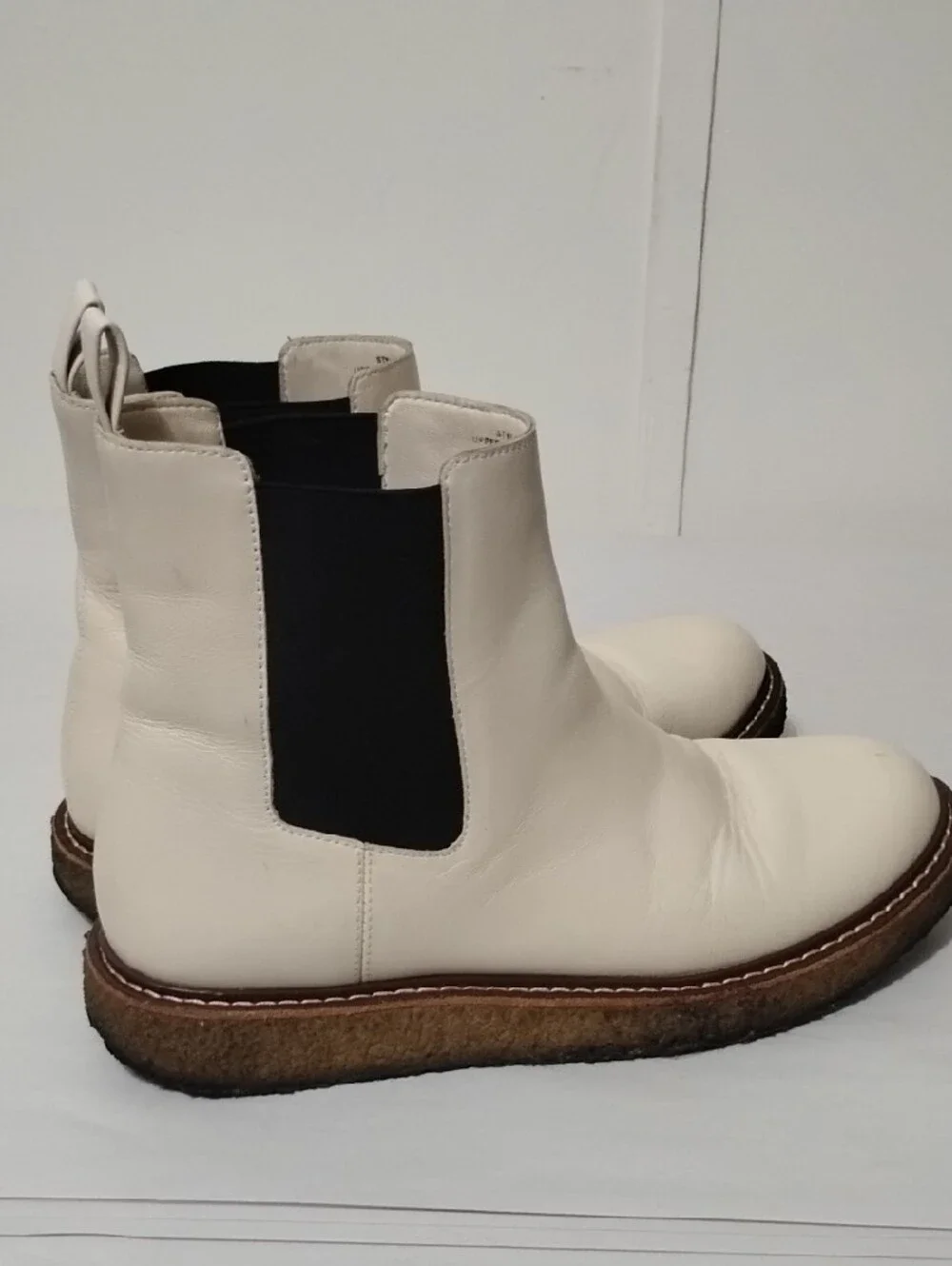 J.Crew Pull On Cream Leather Chelsea Boots with Brown‎ Crepe Sole